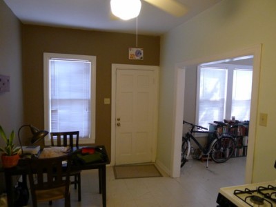 1009 Eason A dining